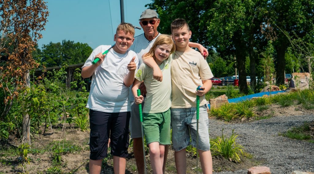 Samen plezier op de Adventure Minigolfbaan