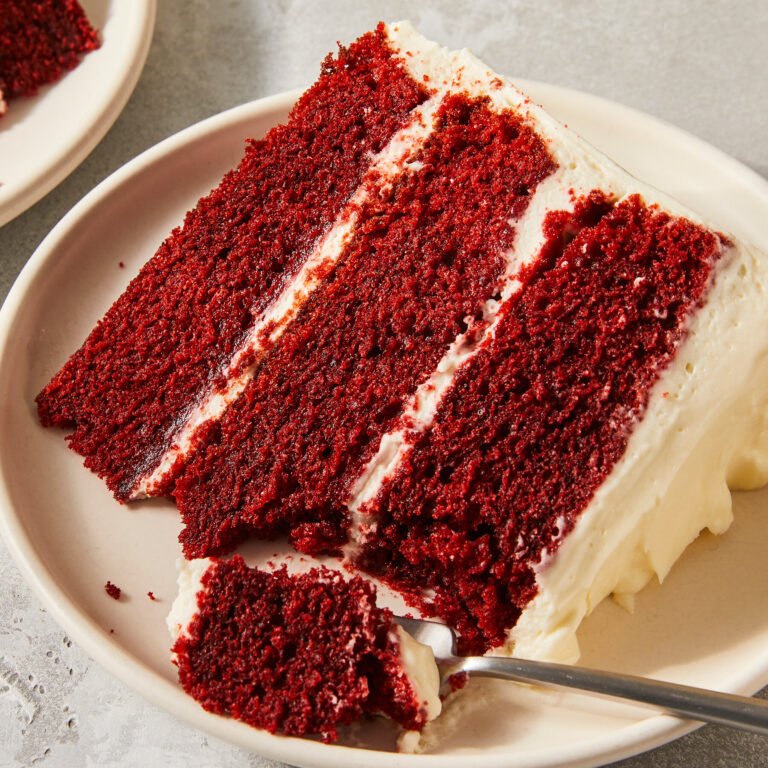Red-Velvet-Cake-twcf-mediumSquareAt3X