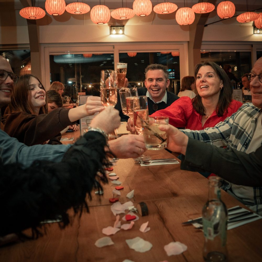 Uiteten Brasserie Gezellig Restaurant Familie 2